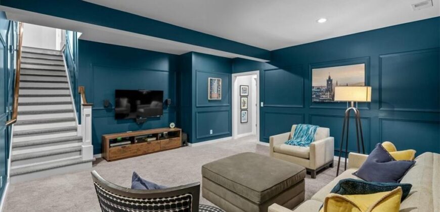 6927 Glenn Lane, Parkville, MO 64152