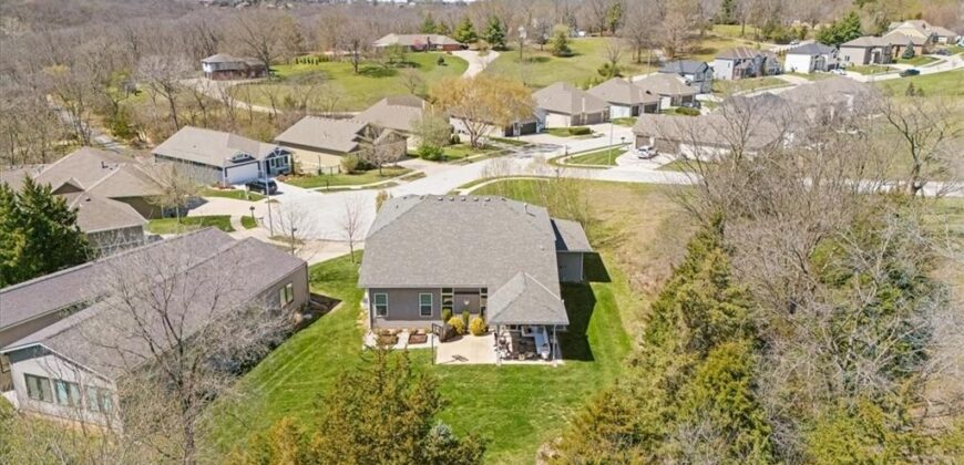 6927 Glenn Lane, Parkville, MO 64152