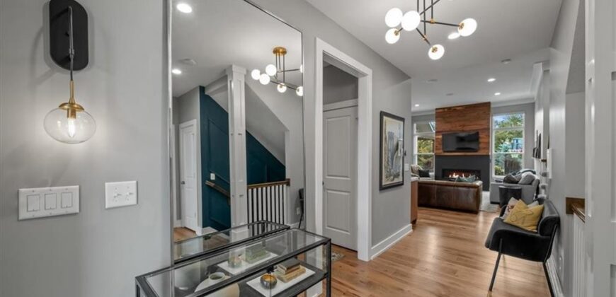 6927 Glenn Lane, Parkville, MO 64152