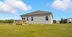 104 Lake Meadows Drive, Smithville, MO 64089