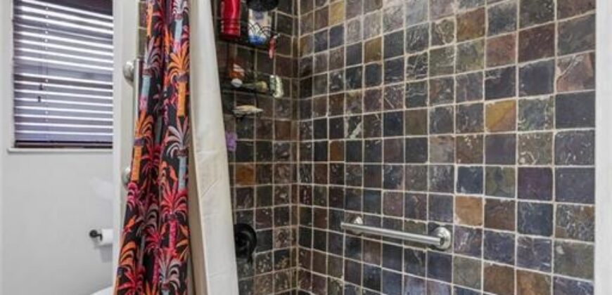 7804 NW Milrey Drive, Kansas City, MO 64152