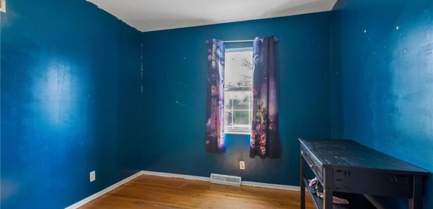 7804 NW Milrey Drive, Kansas City, MO 64152