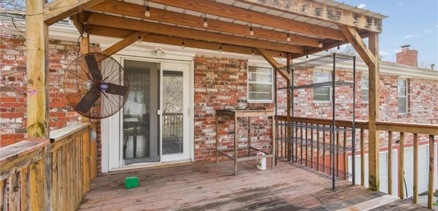 7804 NW Milrey Drive, Kansas City, MO 64152