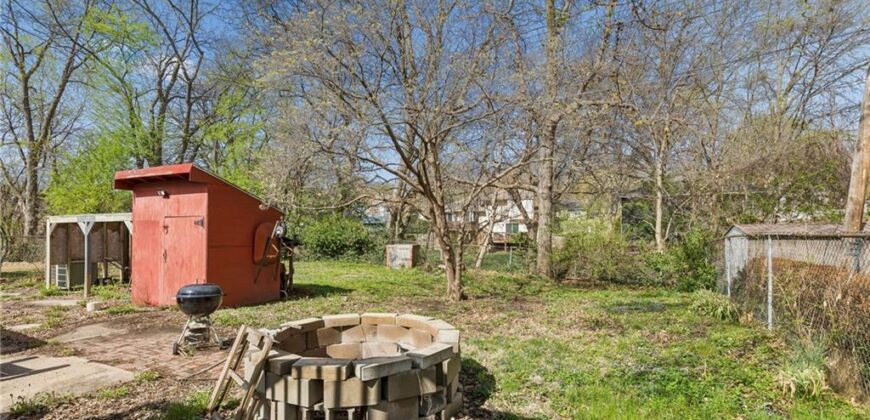 7804 NW Milrey Drive, Kansas City, MO 64152