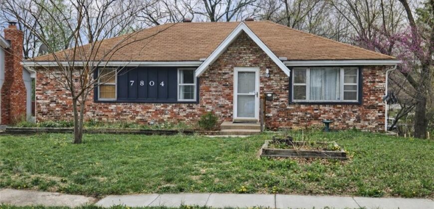 7804 NW Milrey Drive, Kansas City, MO 64152