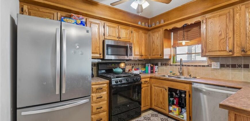 7804 NW Milrey Drive, Kansas City, MO 64152