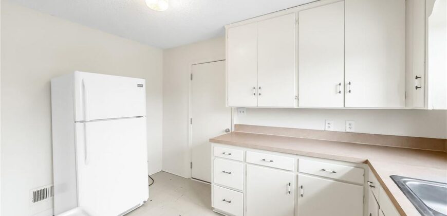 703 Hillside Avenue, Liberty, MO 64068