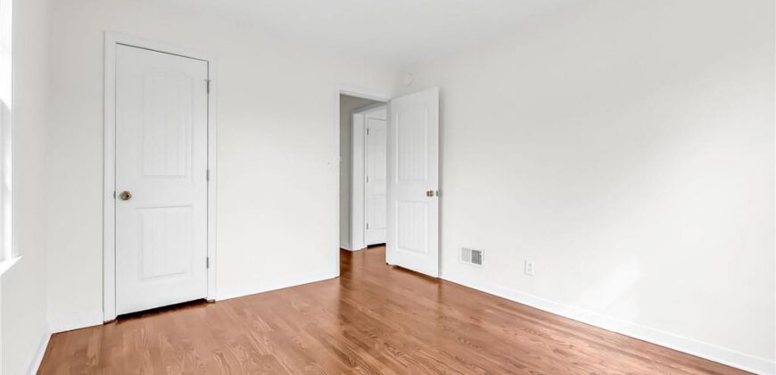 703 Hillside Avenue, Liberty, MO 64068