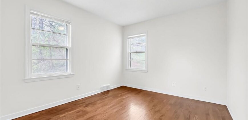 703 Hillside Avenue, Liberty, MO 64068