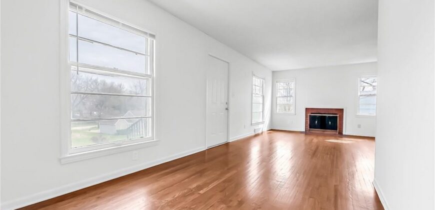 703 Hillside Avenue, Liberty, MO 64068