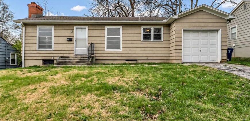 703 Hillside Avenue, Liberty, MO 64068