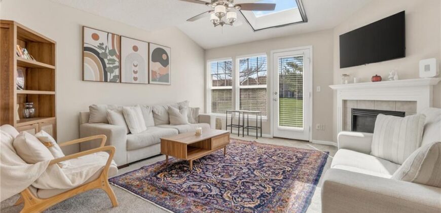 8104 N Lawn Avenue, Kansas City, MO 64119