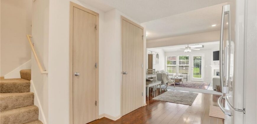 8104 N Lawn Avenue, Kansas City, MO 64119