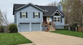 8254 NE 112th Street, Kansas City, MO 64157