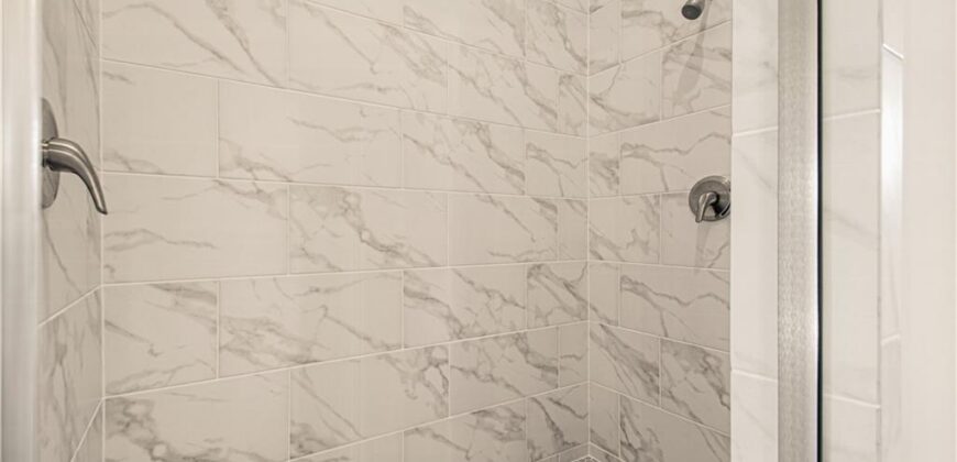 8964 NE 99th Terrace, Kansas City, MO 64157