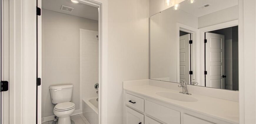 8964 NE 99th Terrace, Kansas City, MO 64157