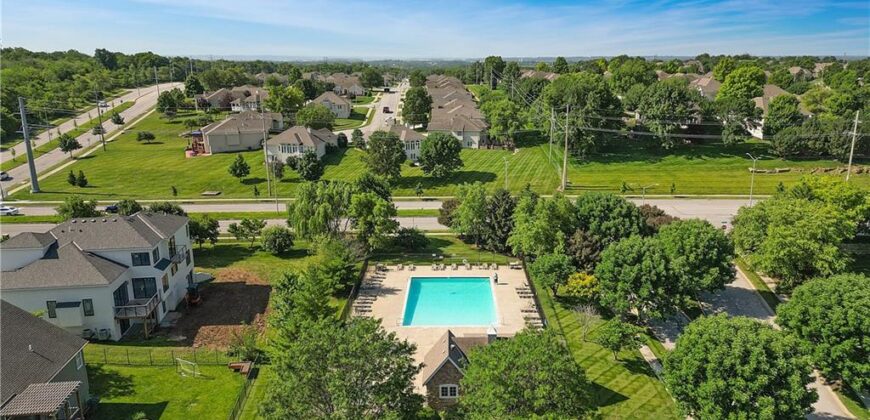 8964 NE 99th Terrace, Kansas City, MO 64157