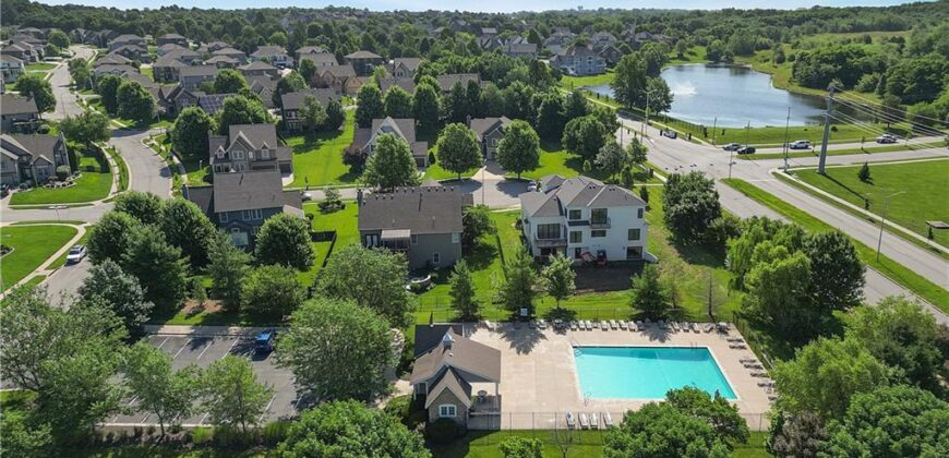 8964 NE 99th Terrace, Kansas City, MO 64157