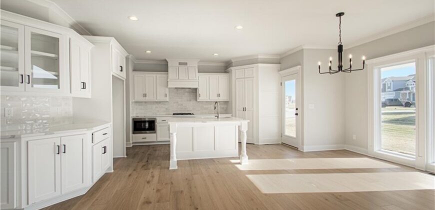 1070 Fir Lane, Liberty, MO 64068