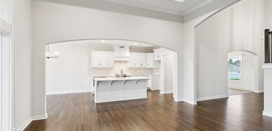 1039 Fir Lane, Liberty, MO 64068