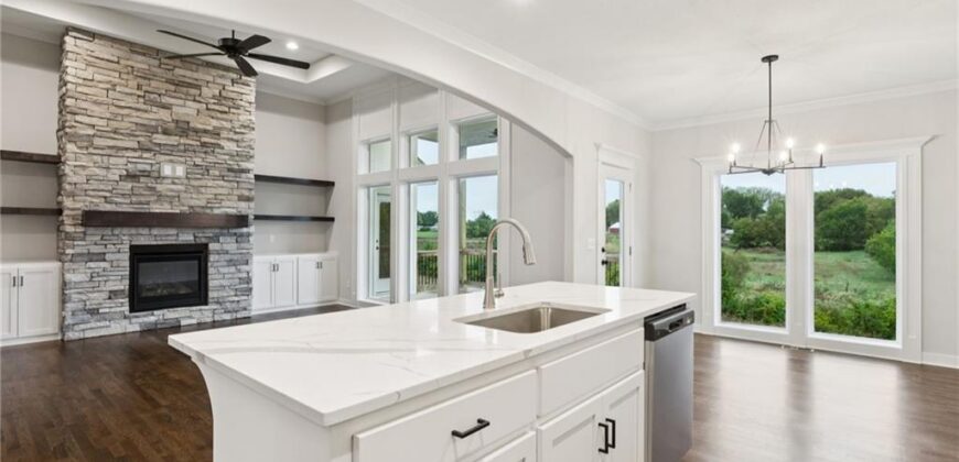 1039 Fir Lane, Liberty, MO 64068