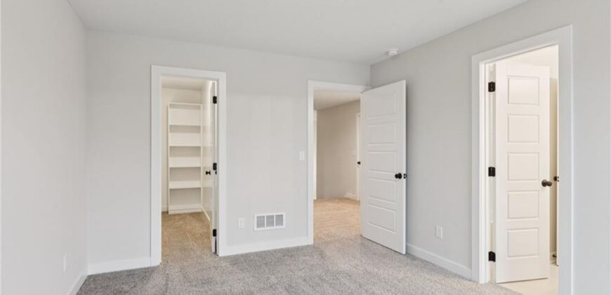 1039 Fir Lane, Liberty, MO 64068