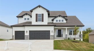 1039 Fir Lane, Liberty, MO 64068