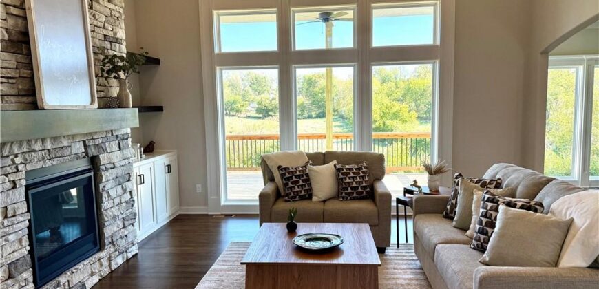 1039 Fir Lane, Liberty, MO 64068