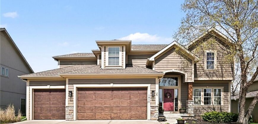 1816 NW 93rd Terrace, Kansas City, MO 64155
