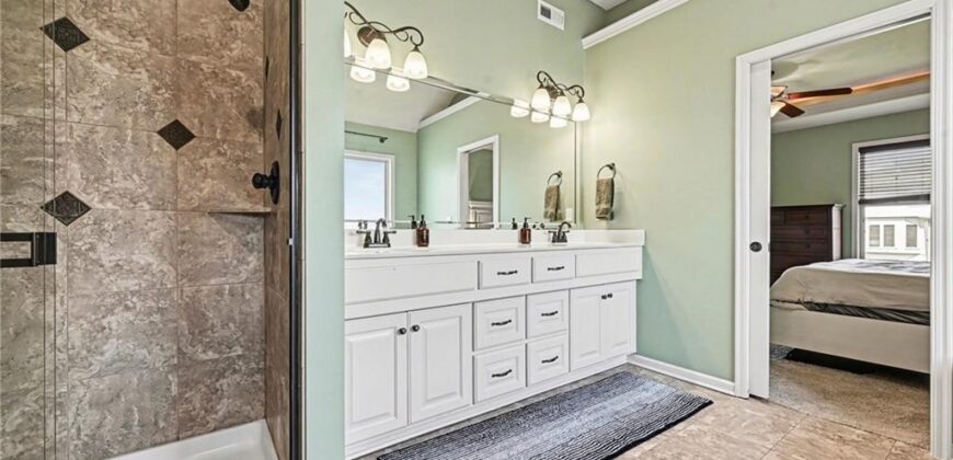 1816 NW 93rd Terrace, Kansas City, MO 64155