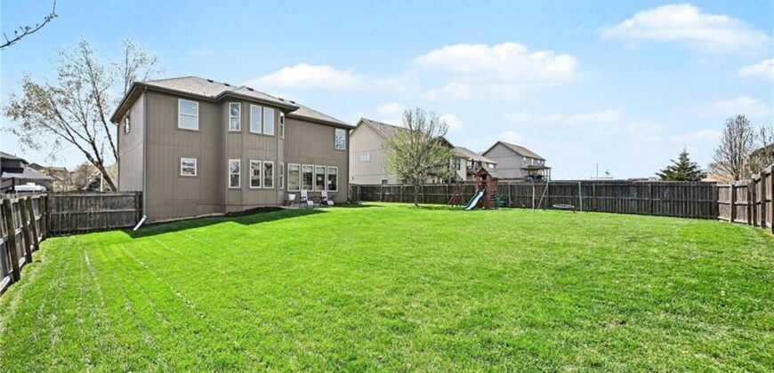 1816 NW 93rd Terrace, Kansas City, MO 64155