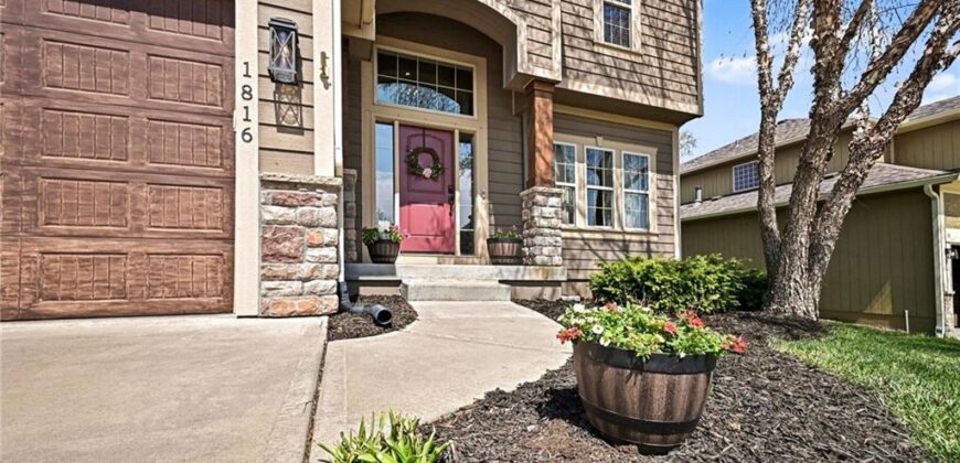 1816 NW 93rd Terrace, Kansas City, MO 64155