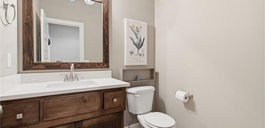 7310 NW Clore Drive, Parkville, MO 64152