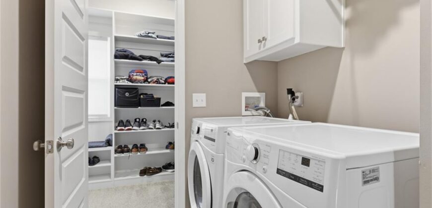 7310 NW Clore Drive, Parkville, MO 64152