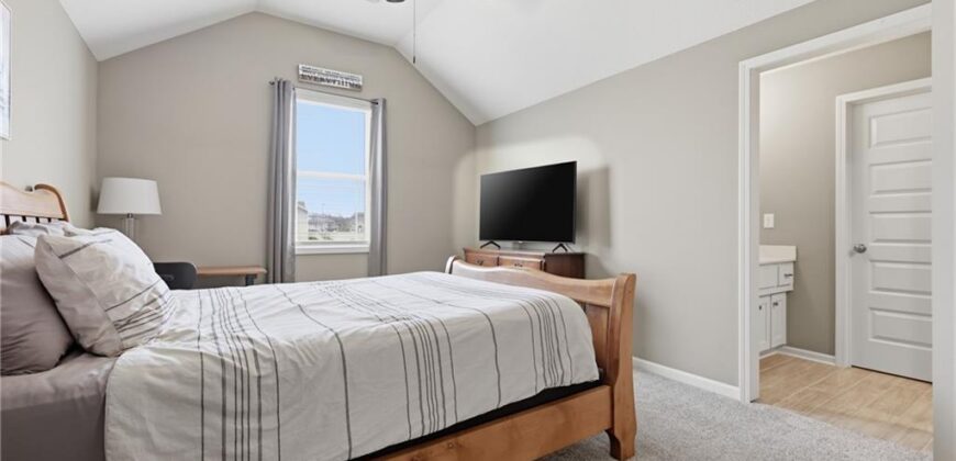 7310 NW Clore Drive, Parkville, MO 64152