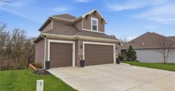 7310 NW Clore Drive, Parkville, MO 64152