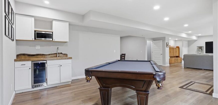 7310 NW Clore Drive, Parkville, MO 64152