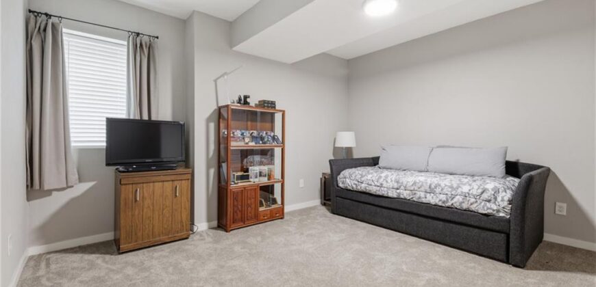 7310 NW Clore Drive, Parkville, MO 64152