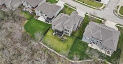 7310 NW Clore Drive, Parkville, MO 64152
