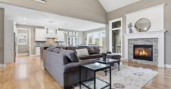 7310 NW Clore Drive, Parkville, MO 64152