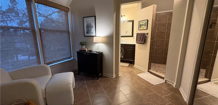 609 NW 44th Terrace, Gladstone, MO 64116