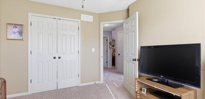 14608 Green Castle Street, Smithville, MO 64089