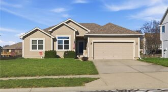 14608 Green Castle Street, Smithville, MO 64089
