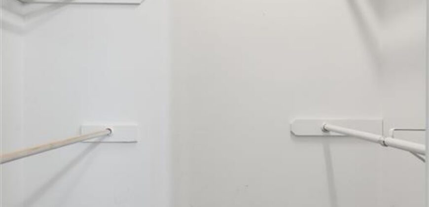 10103 N Central Street, Kansas City, MO 64155