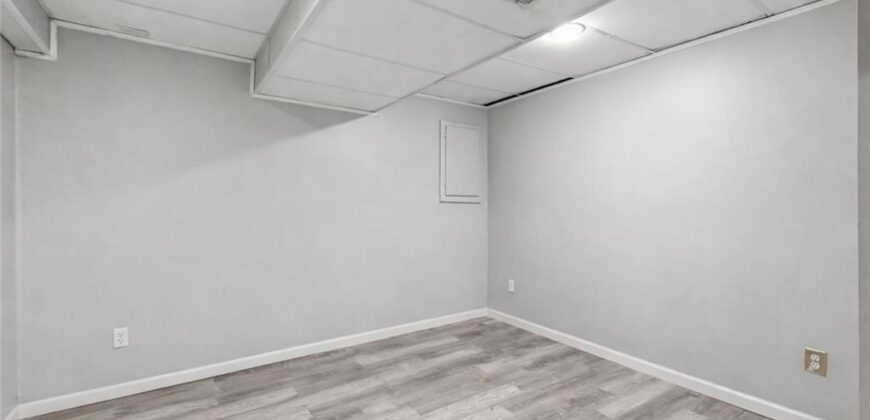 10103 N Central Street, Kansas City, MO 64155