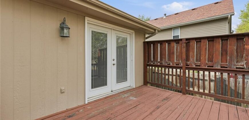 10103 N Central Street, Kansas City, MO 64155