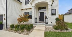 7160 N National Drive, Parkville, MO 64152