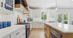 7160 N National Drive, Parkville, MO 64152