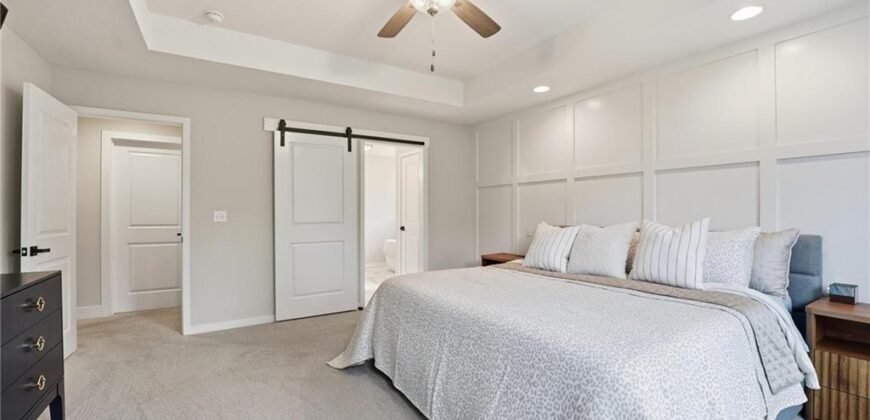 7160 N National Drive, Parkville, MO 64152