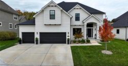 7160 N National Drive, Parkville, MO 64152